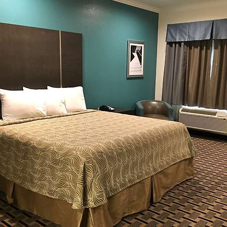 Regency Inn & Suites- Nw Houston Jersey Village Oda fotoğraf