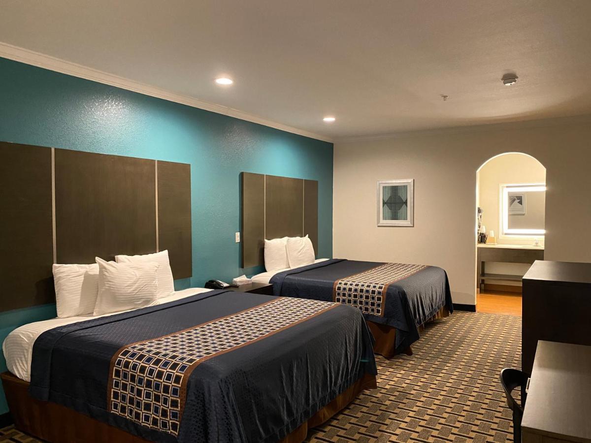 Regency Inn & Suites- Nw Houston Jersey Village Dış mekan fotoğraf