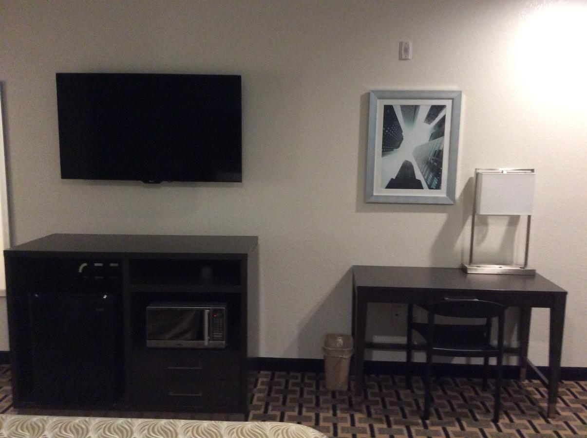 Regency Inn & Suites- Nw Houston Jersey Village Oda fotoğraf