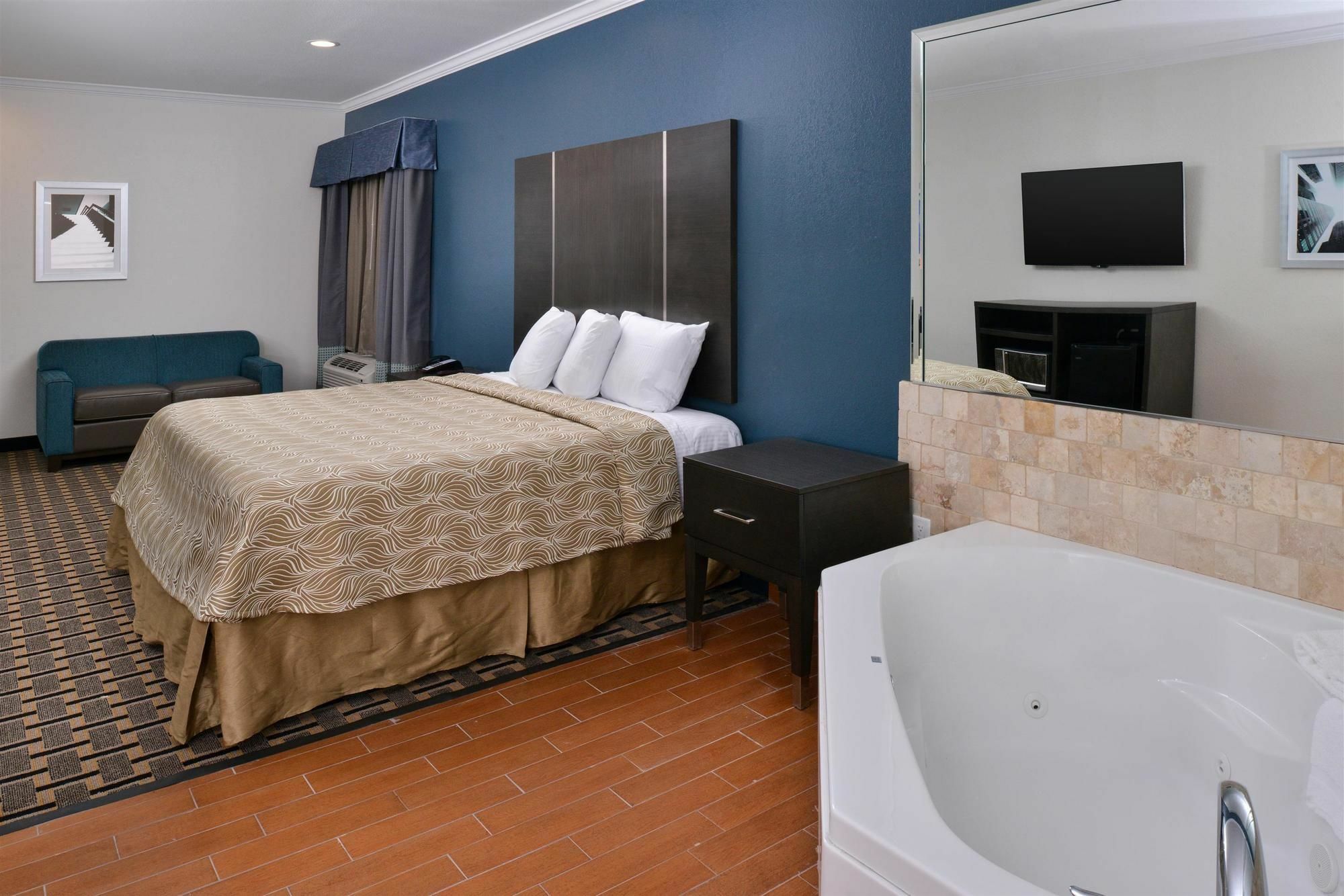 Regency Inn & Suites- Nw Houston Jersey Village Dış mekan fotoğraf
