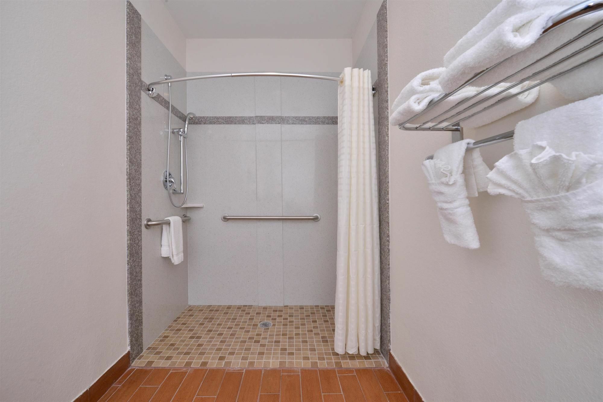 Regency Inn & Suites- Nw Houston Jersey Village Dış mekan fotoğraf